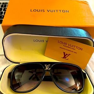 Men’s Authentic Louis Vuitton Sunglasses